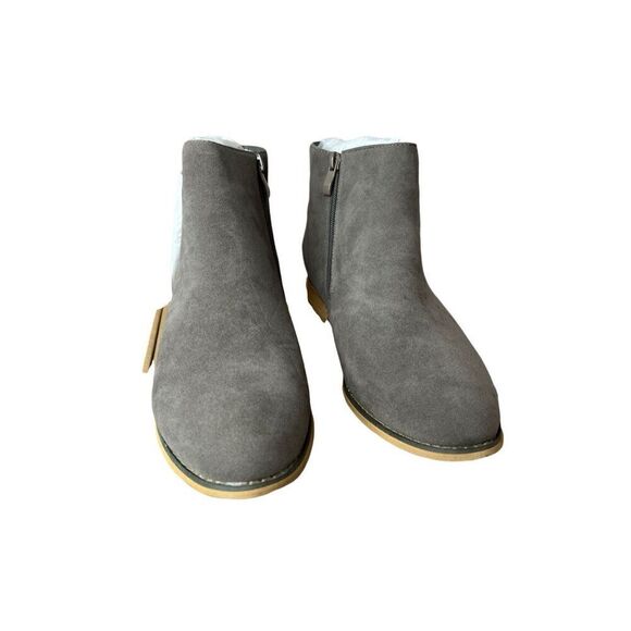 Journee Collection Trista Grey Tassel Zip-Up Faux Suede Boot Bootie sz 10 NWT - Picture 6 of 10